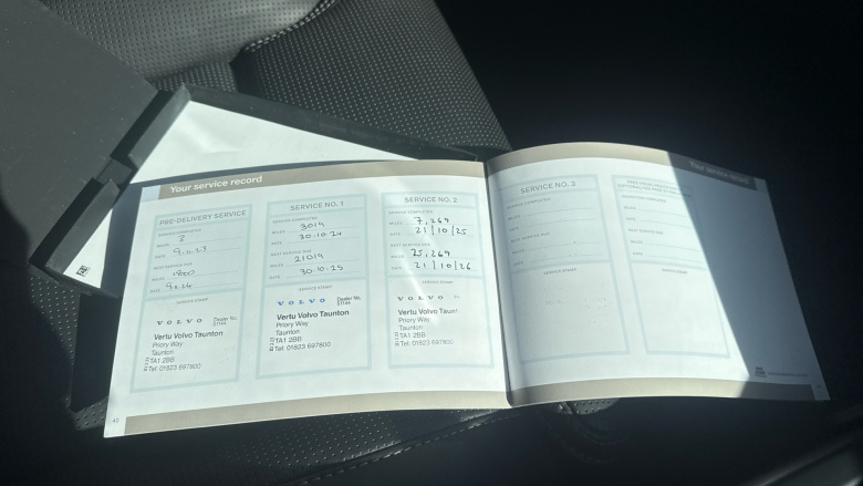 Volvo XC90 2.0 B6P Ultimate Dark 5dr AWD Geartronic Petrol Estate